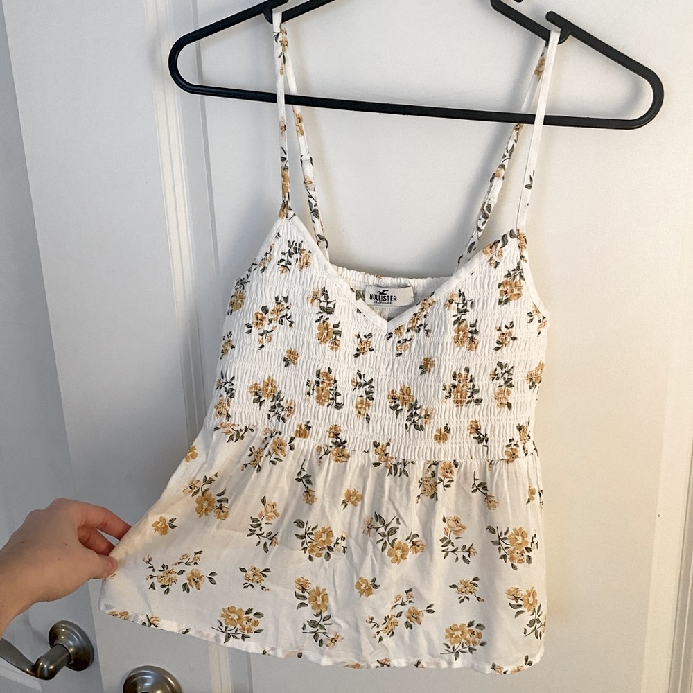 New Hollister Womens Tank Top Blouse With Tags! Size S